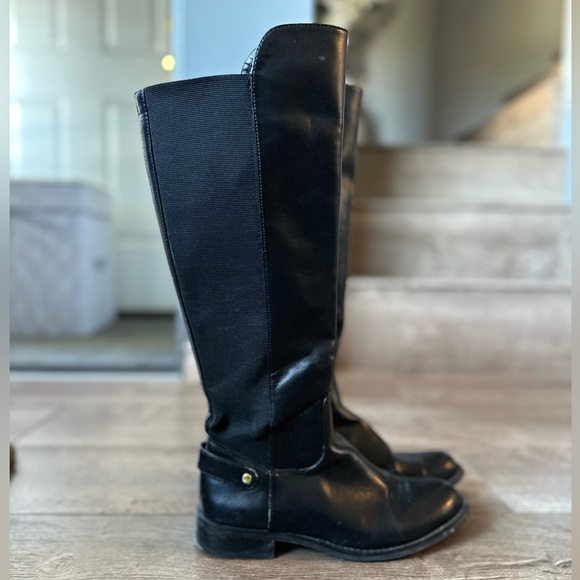 Black boots - used Size 7 - Picture 2 of 8